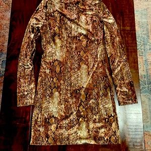 Bodycon Gold Snake Skin dress. Gorgeous.